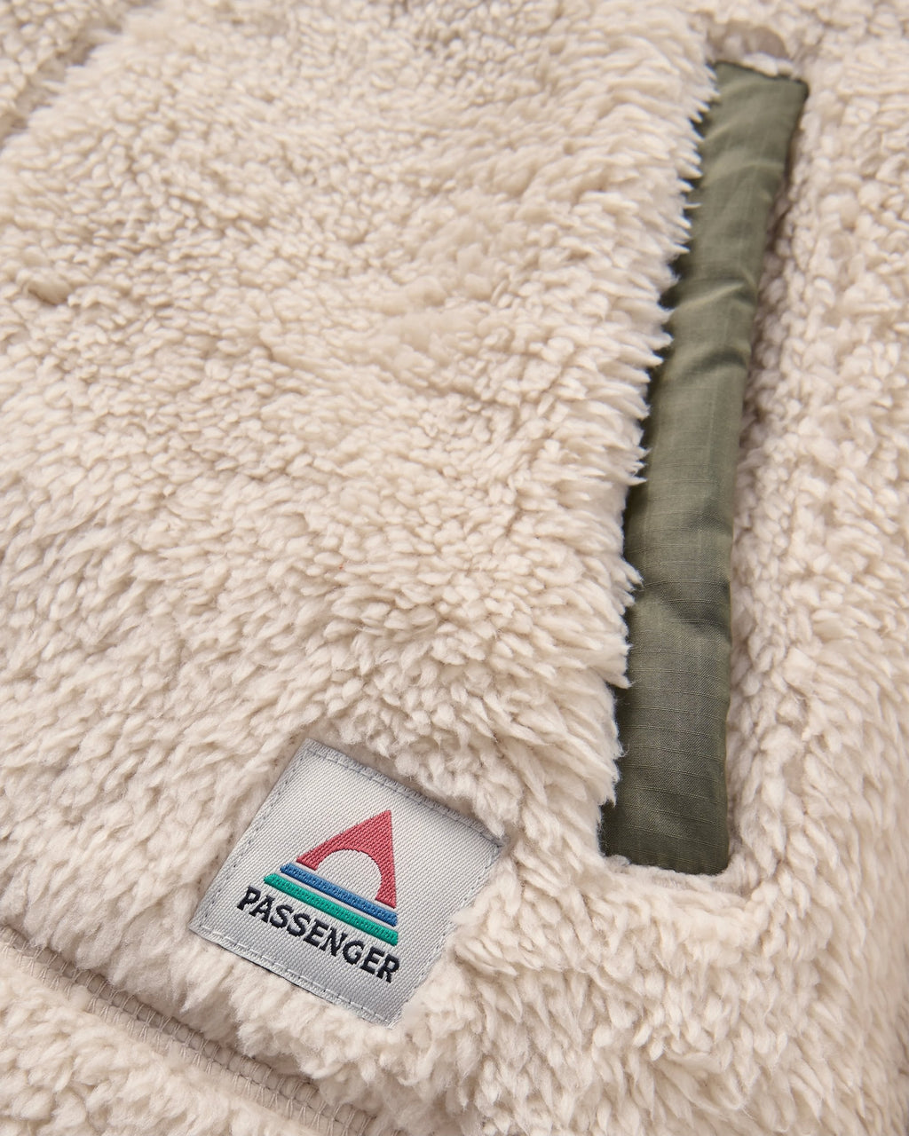 Beaumont Recycled Sherpa Hooded Fleece - Vintage White