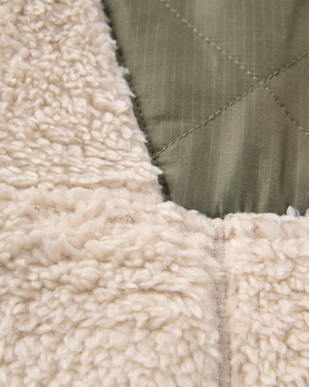 Beaumont Recycled Sherpa Hooded Fleece - Vintage White